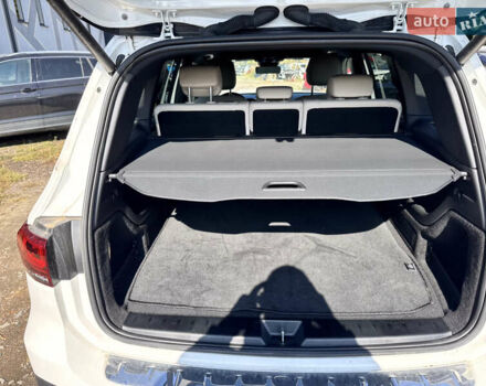 Белый Мерседес EQB, объемом двигателя 0 л и пробегом 5 тыс. км за 20650 $, фото 29 на Automoto.ua