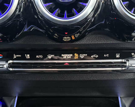 Белый Мерседес EQB, объемом двигателя 0 л и пробегом 210 тыс. км за 25900 $, фото 43 на Automoto.ua