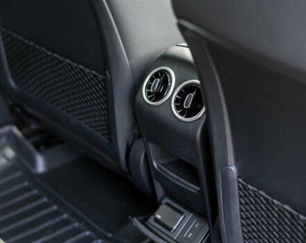 Белый Мерседес EQB, объемом двигателя 0 л и пробегом 15 тыс. км за 33000 $, фото 37 на Automoto.ua