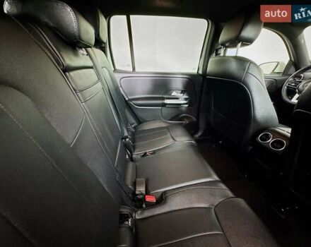 Белый Мерседес EQB, объемом двигателя 0 л и пробегом 9 тыс. км за 11200 $, фото 13 на Automoto.ua