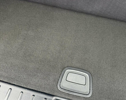 Білий Мерседес EQB, об'ємом двигуна 0 л та пробігом 41 тис. км за 34900 $, фото 34 на Automoto.ua