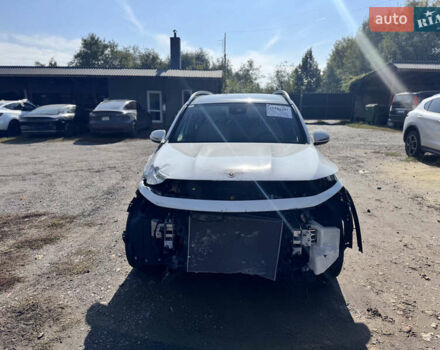 Белый Мерседес EQB, объемом двигателя 0 л и пробегом 5 тыс. км за 20650 $, фото 1 на Automoto.ua