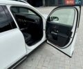 Белый Мерседес EQB, объемом двигателя 0 л и пробегом 5 тыс. км за 33999 $, фото 173 на Automoto.ua