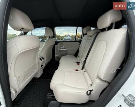 Белый Мерседес EQB, объемом двигателя 0 л и пробегом 26 тыс. км за 29500 $, фото 19 на Automoto.ua