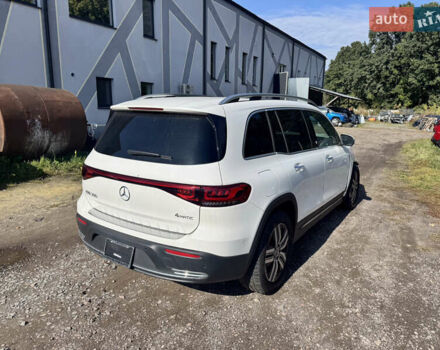 Білий Мерседес EQB, об'ємом двигуна 0 л та пробігом 5 тис. км за 21900 $, фото 5 на Automoto.ua