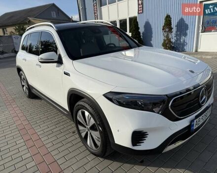 Белый Мерседес EQB, объемом двигателя 0 л и пробегом 26 тыс. км за 29500 $, фото 3 на Automoto.ua