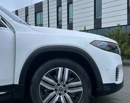 Білий Мерседес EQB, об'ємом двигуна 0 л та пробігом 14 тис. км за 38000 $, фото 4 на Automoto.ua