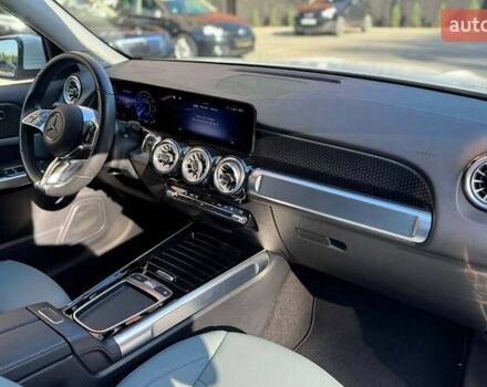 Белый Мерседес EQB, объемом двигателя 0 л и пробегом 30 тыс. км за 36700 $, фото 12 на Automoto.ua