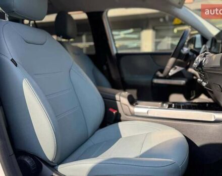 Белый Мерседес EQB, объемом двигателя 0 л и пробегом 30 тыс. км за 36700 $, фото 13 на Automoto.ua