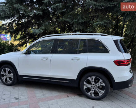 Білий Мерседес EQB, об'ємом двигуна 0 л та пробігом 2 тис. км за 37500 $, фото 3 на Automoto.ua