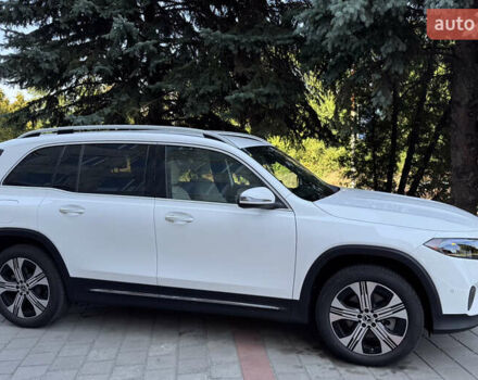 Білий Мерседес EQB, об'ємом двигуна 0 л та пробігом 2 тис. км за 37500 $, фото 7 на Automoto.ua