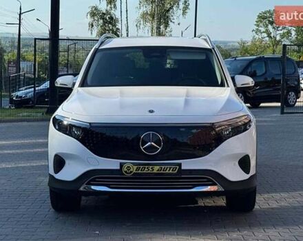 Белый Мерседес EQB, объемом двигателя 0 л и пробегом 30 тыс. км за 36700 $, фото 1 на Automoto.ua