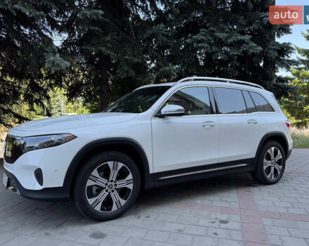 Білий Мерседес EQB, об'ємом двигуна 0 л та пробігом 2 тис. км за 37500 $, фото 1 на Automoto.ua