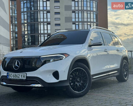 Белый Мерседес EQB, объемом двигателя 0 л и пробегом 5 тыс. км за 34800 $, фото 3 на Automoto.ua
