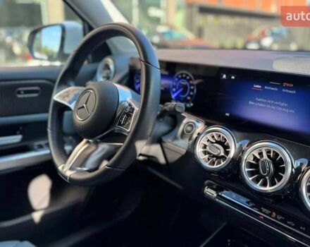 Белый Мерседес EQB, объемом двигателя 0 л и пробегом 30 тыс. км за 36700 $, фото 11 на Automoto.ua