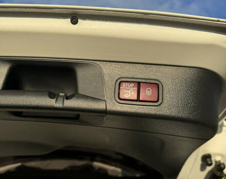 Белый Мерседес EQB, объемом двигателя 0 л и пробегом 5 тыс. км за 34800 $, фото 16 на Automoto.ua