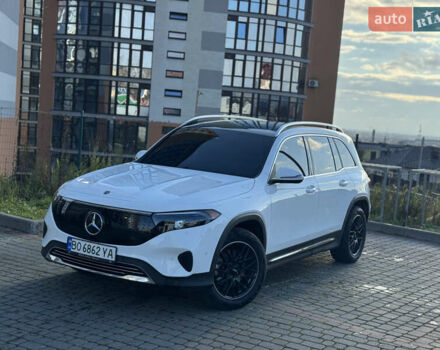 Белый Мерседес EQB, объемом двигателя 0 л и пробегом 5 тыс. км за 34800 $, фото 4 на Automoto.ua