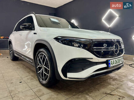 Білий Мерседес EQB, об'ємом двигуна 0 л та пробігом 44 тис. км за 35500 $, фото 1 на Automoto.ua