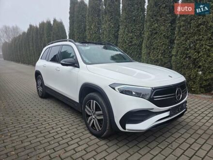 Білий Мерседес EQB, об'ємом двигуна 0 л та пробігом 55 тис. км за 22222 $, фото 1 на Automoto.ua