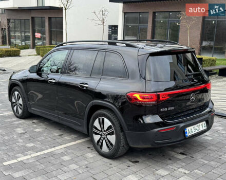 Черный Мерседес EQB, объемом двигателя 0 л и пробегом 69 тыс. км за 29999 $, фото 11 на Automoto.ua