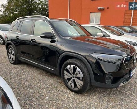 Мерседес EQB 2022 в Тернополе на Automoto.ua Черный Мерседес EQB, объемом двигателя 0 л и пробегом 16 тыс. км за 38000 $, фото 1 на Automoto.ua