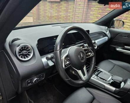 Черный Мерседес EQB, объемом двигателя 0 л и пробегом 71 тыс. км за 27777 $, фото 15 на Automoto.ua