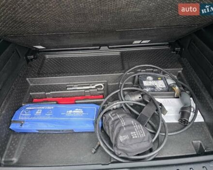 Черный Мерседес EQB, объемом двигателя 0 л и пробегом 71 тыс. км за 27777 $, фото 19 на Automoto.ua