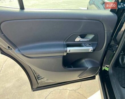 Черный Мерседес EQB, объемом двигателя 0 л и пробегом 70 тыс. км за 32000 $, фото 26 на Automoto.ua