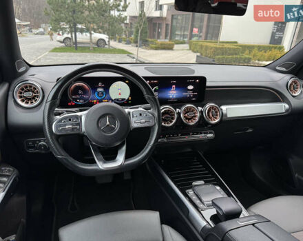 Черный Мерседес EQB, объемом двигателя 0 л и пробегом 69 тыс. км за 29999 $, фото 29 на Automoto.ua