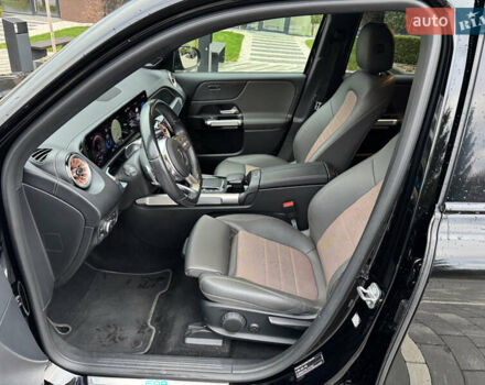 Черный Мерседес EQB, объемом двигателя 0 л и пробегом 69 тыс. км за 29999 $, фото 23 на Automoto.ua