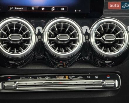 Черный Мерседес EQB, объемом двигателя 0 л и пробегом 14 тыс. км за 35500 $, фото 36 на Automoto.ua