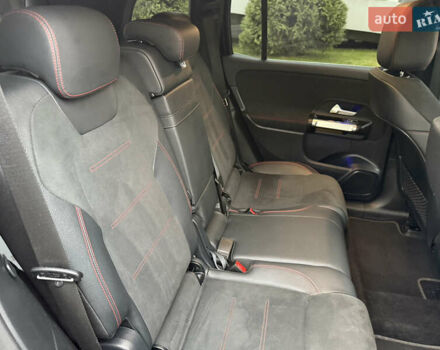 Черный Мерседес EQB, объемом двигателя 0 л и пробегом 53 тыс. км за 33900 $, фото 14 на Automoto.ua