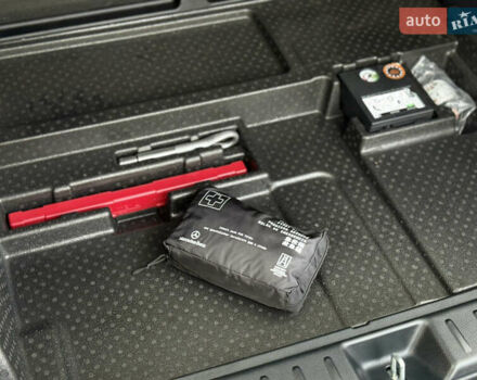 Мерседес EQB 2024 у Ковель на Automoto.ua Чорний Мерседес EQB, об'ємом двигуна 0 л та пробігом 62 тис. км за 34580 $, фото 52 на Automoto.ua