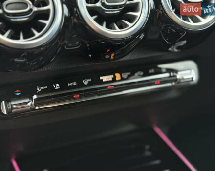 Мерседес EQB 2024 у Ковель на Automoto.ua Чорний Мерседес EQB, об'ємом двигуна 0 л та пробігом 62 тис. км за 34580 $, фото 90 на Automoto.ua