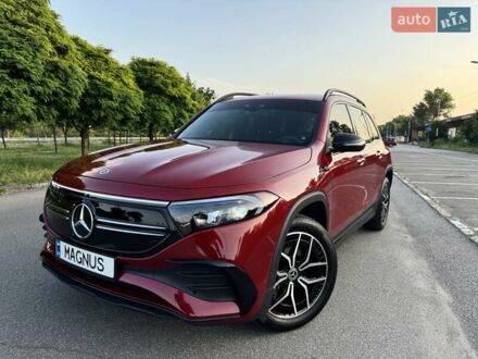 Мерседес EQB 2022 в Киеве на Automoto.ua Красный Мерседес EQB, объемом двигателя 0 л и пробегом 42 тыс. км за 32700 $, фото 1 на Automoto.ua