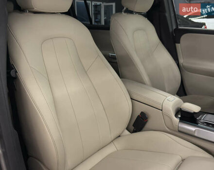 Мерседес EQB, объемом двигателя 0 л и пробегом 108 тыс. км за 31499 $, фото 23 на Automoto.ua