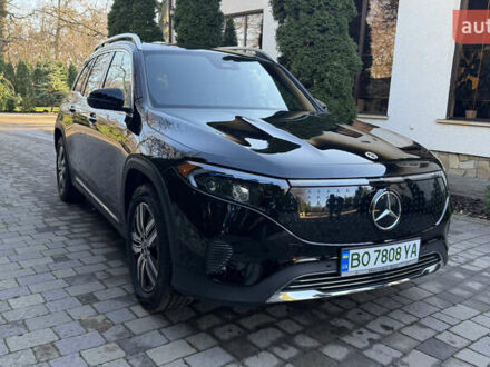 Мерседес EQB, объемом двигателя 0 л и пробегом 11 тыс. км за 33999 $, фото 1 на Automoto.ua