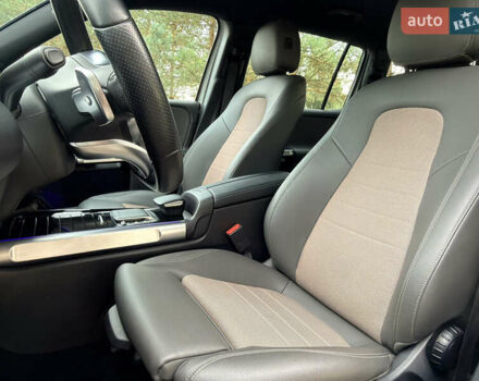 Серый Мерседес EQB, объемом двигателя 0 л и пробегом 99 тыс. км за 29990 $, фото 22 на Automoto.ua