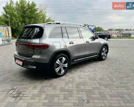 Серый Мерседес EQB, объемом двигателя 0 л и пробегом 41 тыс. км за 34500 $, фото 4 на Automoto.ua