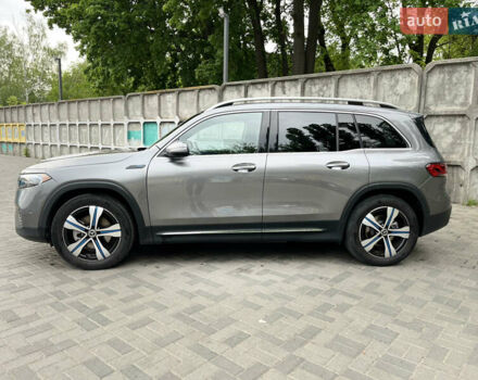 Серый Мерседес EQB, объемом двигателя 0 л и пробегом 41 тыс. км за 34500 $, фото 1 на Automoto.ua