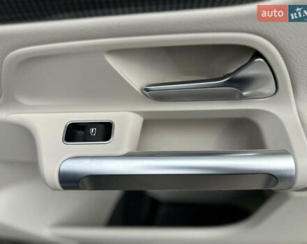 Серый Мерседес EQB, объемом двигателя 0 л и пробегом 31 тыс. км за 33999 $, фото 37 на Automoto.ua