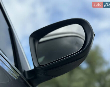 Серый Мерседес EQB, объемом двигателя 0 л и пробегом 31 тыс. км за 33999 $, фото 7 на Automoto.ua