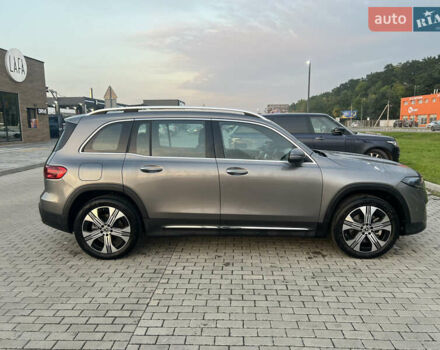Сірий Мерседес EQB, об'ємом двигуна 0 л та пробігом 18 тис. км за 37000 $, фото 2 на Automoto.ua