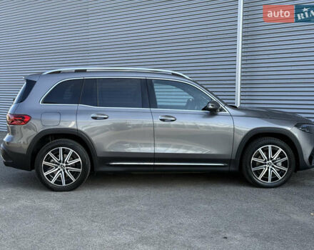 Мерседес EQB 2025 у Рівному на Automoto.ua Сірий Мерседес EQB, об'ємом двигуна 0 л та пробігом 15 тис. км за 39500 $, фото 23 на Automoto.ua