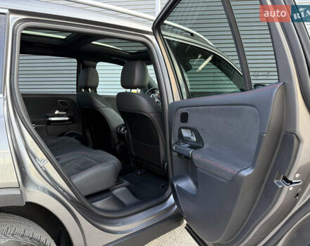 Мерседес EQB 2025 у Рівному на Automoto.ua Сірий Мерседес EQB, об'ємом двигуна 0 л та пробігом 15 тис. км за 39500 $, фото 52 на Automoto.ua