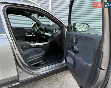 Мерседес EQB 2025 у Рівному на Automoto.ua Сірий Мерседес EQB, об'ємом двигуна 0 л та пробігом 15 тис. км за 39500 $, фото 34 на Automoto.ua