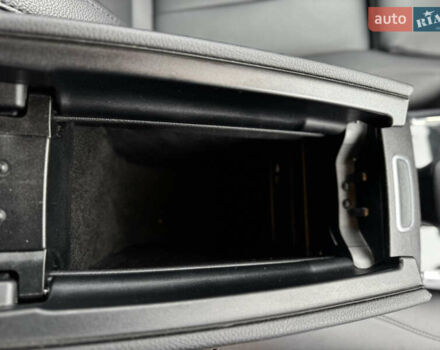 Синій Мерседес EQB, об'ємом двигуна 0 л та пробігом 64 тис. км за 29500 $, фото 60 на Automoto.ua