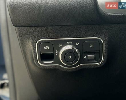 Синій Мерседес EQB, об'ємом двигуна 0 л та пробігом 64 тис. км за 29500 $, фото 27 на Automoto.ua