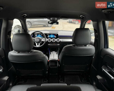 Синій Мерседес EQB, об'ємом двигуна 0 л та пробігом 64 тис. км за 29500 $, фото 44 на Automoto.ua