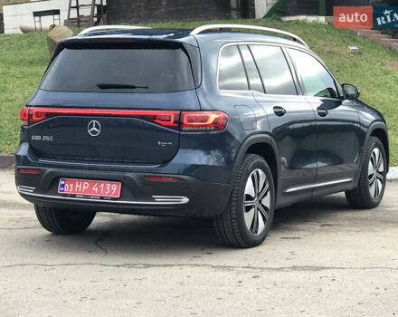 Синий Мерседес EQB, объемом двигателя 0 л и пробегом 51 тыс. км за 32200 $, фото 9 на Automoto.ua